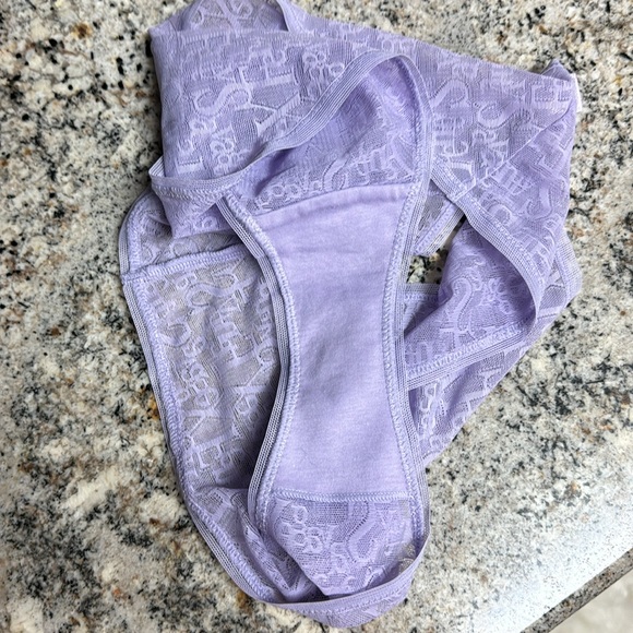 Savage x Fenty SIGNATURE SCRIPT CHEEKY PANTY🌸 - Picture 6 of 7